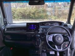 �ե���ȥ��饹���礭�����磻�ɤʻ볦�Ǳ�ž�⤷�䤹���ʤ�褦�ˡ��߷פ���Ƥ��ޤ��� 3