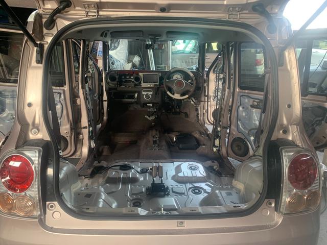 �V�[�g�A�����蓙���O���Ď������|�����Ă��܂��B