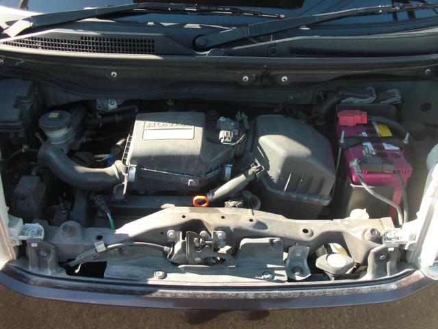 Ｎ－ＢＯＸ ２トーンカラースタイル　Ｇ・Ｌパッケージ　左パワースライドドア／ナビ／ワンセグ／Ｂｌｕｅｔｏｏｔｈ／バックカメラ／ＥＴＣ／ＨＩＤ／ＡＷ／スマートキー／アイドリングストップ（19枚目）