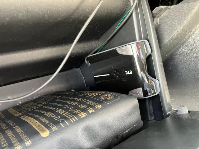 ミラココア ココアＸ　／カロッツェリアＨＤＤナビ／フルセグＴＶ／ミュージックサーバ／Ｂｌｕｅｔｏｏｔｈ／ＤＶＤ再生／車高調／オートエアコン／スマートキー／ＥＴＣ／ベンチシート／ＣＶＴ／車検令和９年４月／タイミングチェーン（32枚目）