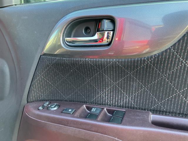 N-ONE プレミアム ナビ・ワンセグTV/Bluetooth接続/CD・DVD再生/バックカメラ/プッシュスタート/スマートキー/ベンチシート/車検整備付き(9枚目)