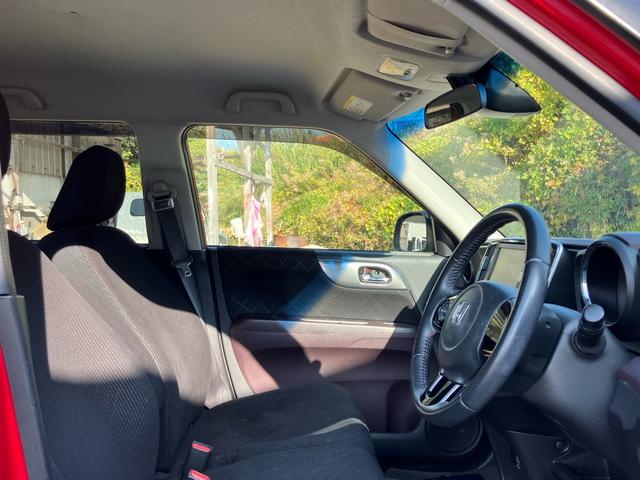 N-ONE プレミアム ナビ・ワンセグTV/Bluetooth接続/CD・DVD再生/バックカメラ/プッシュスタート/スマートキー/ベンチシート/車検整備付き(10枚目)