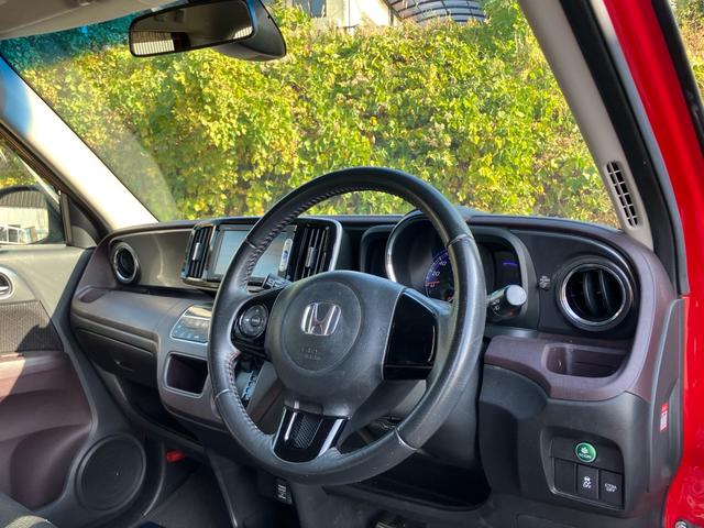 N-ONE プレミアム ナビ・ワンセグTV/Bluetooth接続/CD・DVD再生/バックカメラ/プッシュスタート/スマートキー/ベンチシート/車検整備付き(11枚目)