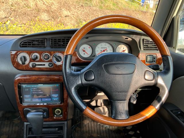 ミラジーノ ジーノ　メモリアルエディション　キーレスエントリー／ミュージックプレイヤー接続／ＤＶＤ再生／ナビ／オートマ／車検整備付き（3枚目）