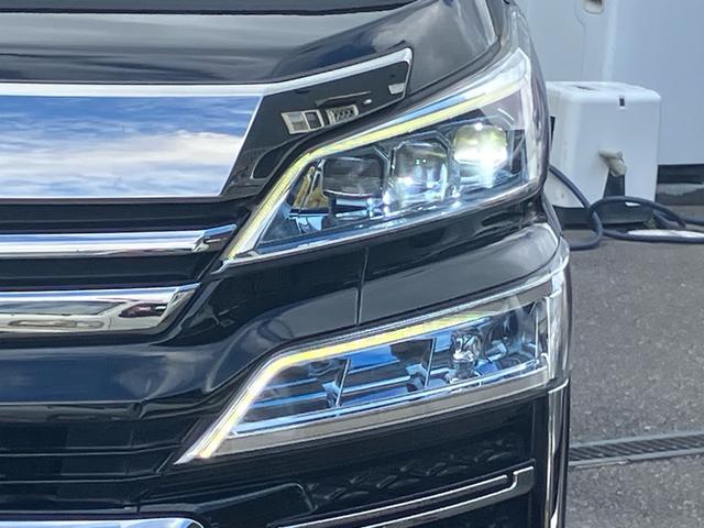 ヴェルファイア ２．５Ｚ　Ｇエディション　革シート　アルパイン１１インチナビ　デジタルインナーミラー　ワンオーナー（7枚目）