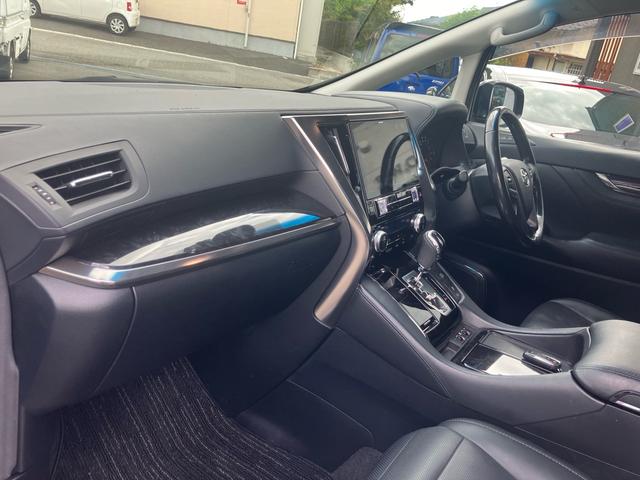 ヴェルファイア ２．５Ｚ　Ｇエディション　革シート　アルパイン１１インチナビ　デジタルインナーミラー　ワンオーナー（57枚目）
