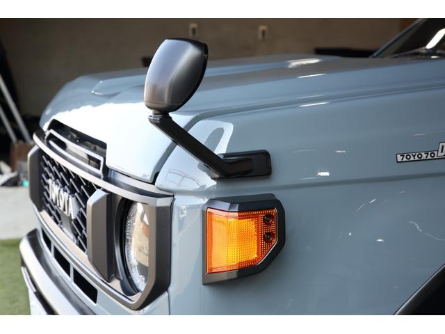 プロボックス ハイブリッドＦ　”７０”ＢＯＸ仕様　オールペイント【アンヴィル】１４インチＡＷ　ＢＲＵＴ－ＢＲ５５（ミルドサティンブラック）　グリップマックスＭＴタイヤ　シートカバー　ステアリング【レアル】リアスピーカー　ＥＴＣ（12枚目）