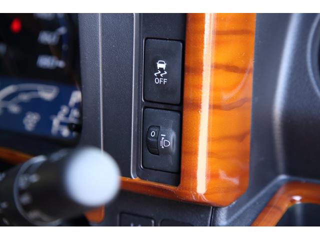 プロボックス ハイブリッドＦ　”７０”ＢＯＸ仕様　オールペイント【アンヴィル】１４インチＡＷ　ＢＲＵＴ－ＢＲ５５（ミルドサティンブラック）　グリップマックスＭＴタイヤ　シートカバー　ステアリング【レアル】リアスピーカー　ＥＴＣ（61枚目）