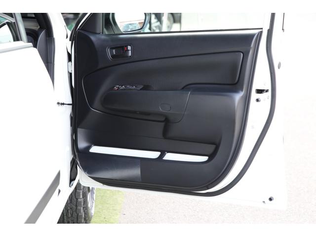 プロボックス Ｆ　丸目ヘッドライトキット　Ｆバンパーペイント　リフトアップ　スチールホイールペイント　ＴＯＹＯオープンカントリーＡＴタイヤ　シートカバー　ガングリップステアリング　車内パネルＰ　ＴＯＹＯＴＡエンブレム（32枚目）