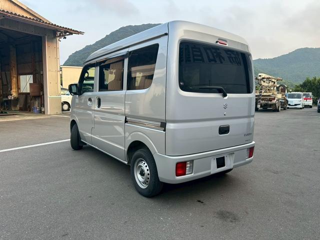 エブリイ ＰＡリミテッド　・４ＡＴ・禁煙車・ワンオーナー車・フロントパワーウインドウ・オートライト・ハイルーフ・キーレス・両側スライド・ドライブレコーダー・充電池ポート（7枚目）