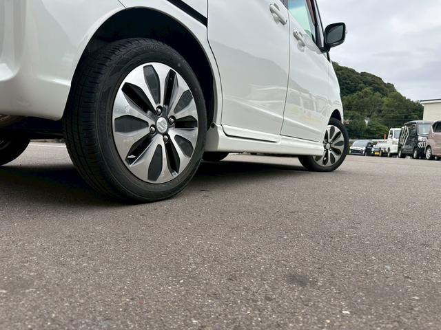 ソリオ Ｓ－ＤＪＥ　・両側電動パワースライドドア・衝突軽減ブレーキ・フルセグナビ・バックカメラ・ＥＴＣ・スペアキー有・新品タイヤ・新品バッテリー・プッシュスタート・フォグランプ・オートエアコン・オートライト（12枚目）