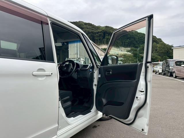 ソリオ Ｓ－ＤＪＥ　・両側電動パワースライドドア・衝突軽減ブレーキ・フルセグナビ・バックカメラ・ＥＴＣ・スペアキー有・新品タイヤ・新品バッテリー・プッシュスタート・フォグランプ・オートエアコン・オートライト（15枚目）