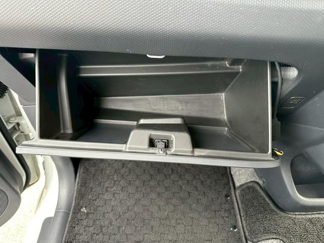 ソリオ Ｓ－ＤＪＥ　・両側電動パワースライドドア・衝突軽減ブレーキ・フルセグナビ・バックカメラ・ＥＴＣ・スペアキー有・新品タイヤ・新品バッテリー・プッシュスタート・フォグランプ・オートエアコン・オートライト（48枚目）