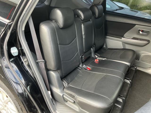 プリウスアルファ Ｓ　チューン　ブラック　５人乗り　純正ＨＤＤナビ　フルセグＴＶ　バックカメラ　ＥＴＣ車載器　前後ドラレコ　革調シートカバー　純正１６ＡＷ　タイヤ新品　オートクルーズ　オートエアコン　オートライト　ＢＬＵＥＴＯＯＴＨ（15枚目）
