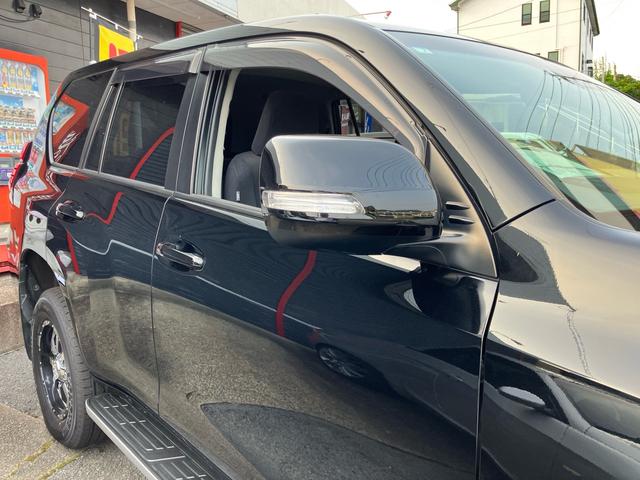 ランドクルーザープラド ＴＸ　／５人乗り／４ＷＤ／ガソリン車／サンルーフ／トヨタセーフティセンス／１オーナー／ＳＤナビ／フルセグ／Ｂｌｕｅｔｏｏｔｈ／自動ハイビーム／社外１７ＡＷ／ＬＥＤ／タイヤＧＥＯ新品／バッテリー新品（10枚目）