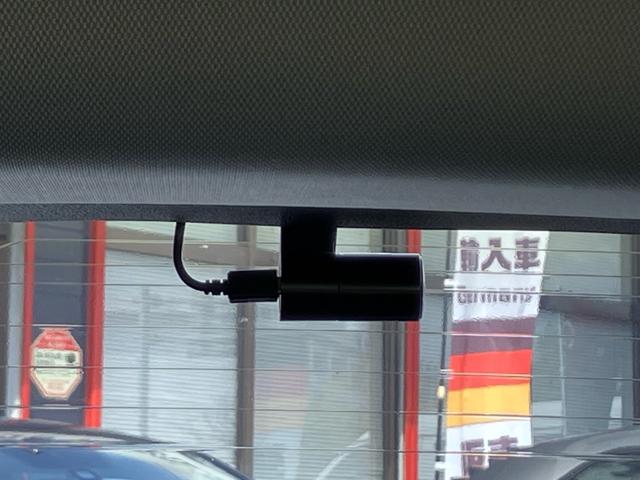 A3 スポーツバック1.4TFSI アルパイン前後ドライブレコーダー/社外マフラー/エアロ/ダウンサス/RSグリル/ETC/Bluetooth接続/アルミホイール/プッシュスタート/バックカメラ(45枚目)