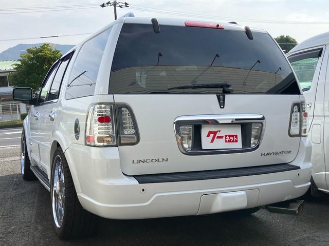 リンカーンナビゲーター ベースグレード（9枚目）