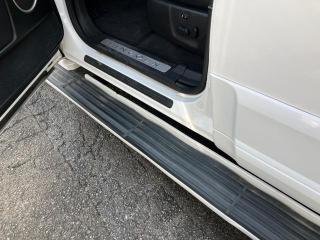 リンカーンナビゲーター ベースグレード（32枚目）