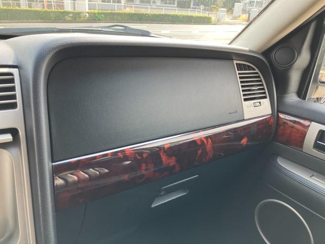 リンカーンナビゲーター ベースグレード（38枚目）