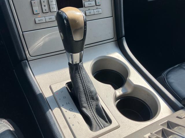 リンカーンナビゲーター ベースグレード（42枚目）