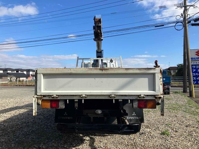 キャンター 　ＭＴ　後輪ダブル　エアコン　パワーウィンドウ　運転席エアバッグ（8枚目）
