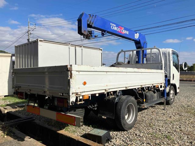 タイタントラック 　ＭＴ　後輪ダブル　ＥＴＣ　アイドリングストップ　電動格納ミラー　ＡＢＳ　エアコン　パワーステアリング　パワーウィンドウ　運転席エアバッグ（6枚目）