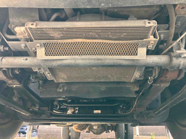 タイタントラック 　ＭＴ　後輪ダブル　ＥＴＣ　アイドリングストップ　電動格納ミラー　ＡＢＳ　エアコン　パワーステアリング　パワーウィンドウ　運転席エアバッグ（19枚目）