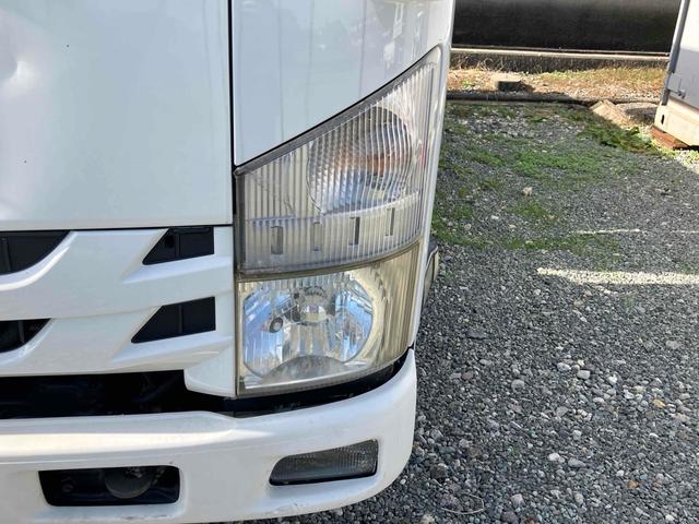 タイタントラック 　ＭＴ　後輪ダブル　ＥＴＣ　アイドリングストップ　電動格納ミラー　ＡＢＳ　エアコン　パワーステアリング　パワーウィンドウ　運転席エアバッグ（27枚目）