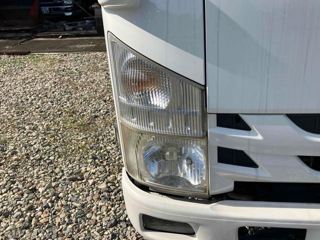 タイタントラック 　ＭＴ　後輪ダブル　ＥＴＣ　アイドリングストップ　電動格納ミラー　ＡＢＳ　エアコン　パワーステアリング　パワーウィンドウ　運転席エアバッグ（28枚目）