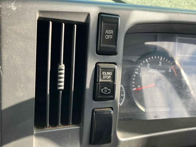 タイタントラック 　ＭＴ　後輪ダブル　ＥＴＣ　アイドリングストップ　電動格納ミラー　ＡＢＳ　エアコン　パワーステアリング　パワーウィンドウ　運転席エアバッグ（38枚目）