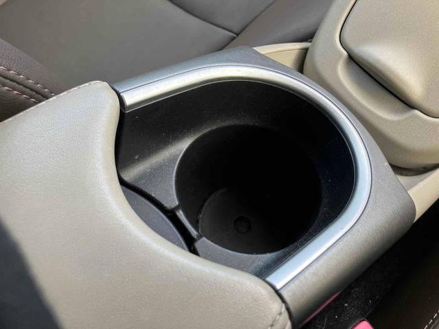 プリウス Sツーリングセレクション・マイコーデ ドライブレコーダー ETC バックカメラ ナビ TV アルミホイール オートライト LEDヘッドランプ ヘッドライトウォッシャー CVT スマートキー アイドリングストップ 電動格納ミラー(41枚目)