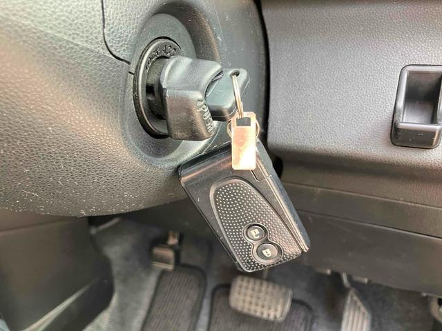 ミラココア ココアＸ　バックカメラ　ナビ　ＴＶ　スマートキー　アイドリングストップ　電動格納ミラー　ベンチシート　ＣＶＴ　盗難防止システム　ＡＢＳ　ＣＤ　ＤＶＤ再生　ＵＳＢ　ミュージックプレイヤー接続可　ルーフレール（8枚目）