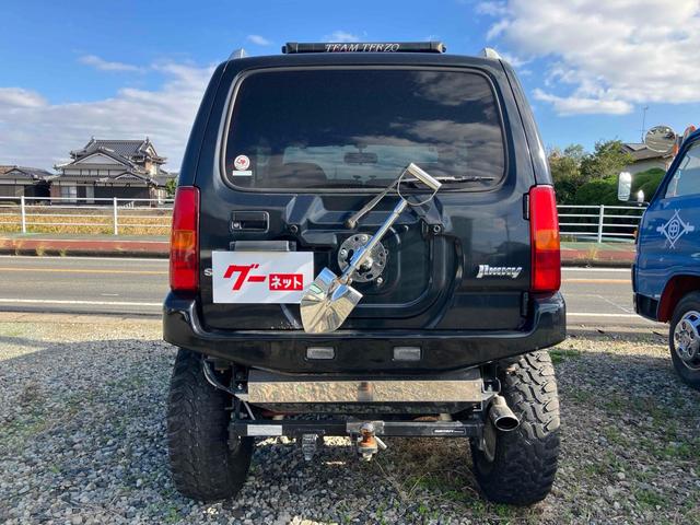 ジムニー ワイルドウインド 4WD ナビ キーレスエントリー 電動格納ミラー シートヒーター MT 盗難防止システム ABS CD DVD再生 ミュージックプレイヤー接続可 Bluetooth ルーフレール アルミホイール(17枚目)
