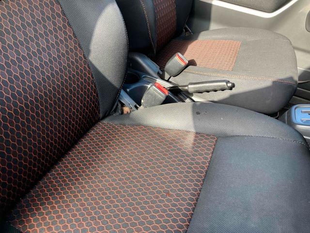 ジムニー ワイルドウインド 4WD ナビ キーレスエントリー 電動格納ミラー シートヒーター MT 盗難防止システム ABS CD DVD再生 ミュージックプレイヤー接続可 Bluetooth ルーフレール アルミホイール(47枚目)