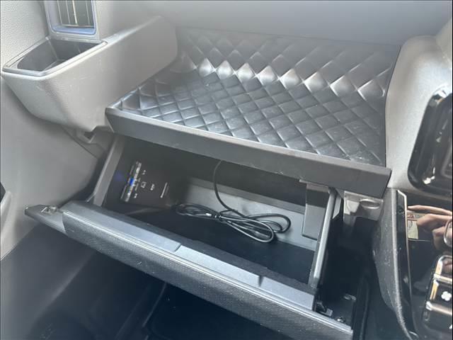 タント カスタムＸ　フルセグナビ　Ｂｌｕｅｔｏｏｔｈ付　バックカメラ　両側電動スライドドア　スマートキー　衝突被害軽減ブレーキ　クリアランスソナー　ＥＴＣ　ＥＣＳ　ドライブレコーダー　ＬＥＤヘッドライト（33枚目）