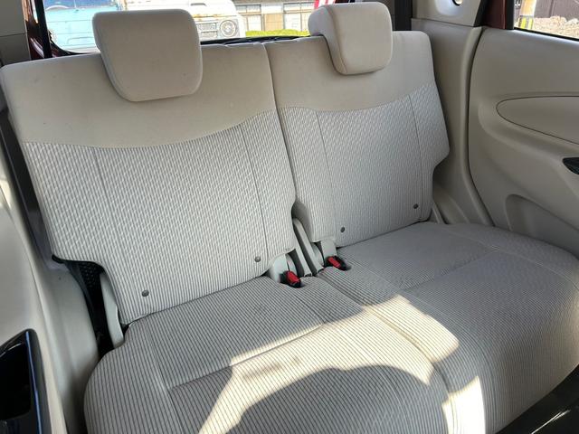 デイズ Ｊ　キーレスエントリー　電動格納ドアミラー　ベンチシート　ＣＶＴ　ＡＢＳ　運転席・助手席エアバック　ＣＤデッキ　衝突安全ボディ　エアコン　パワーステアリング　パワーウィンドウ（10枚目）