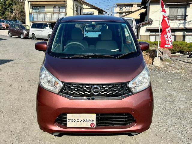 デイズ Ｊ　キーレスエントリー　電動格納ドアミラー　ベンチシート　ＣＶＴ　ＡＢＳ　運転席・助手席エアバック　ＣＤデッキ　衝突安全ボディ　エアコン　パワーステアリング　パワーウィンドウ（13枚目）