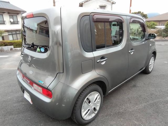 キューブ １５Ｘ　禁煙車　アイドリングストップ　インテリジェントキー　プッシュスターター　ベンチシート　電動格納ドアミラー　ＡＢＳ　運転席・助手席エアバック（20枚目）