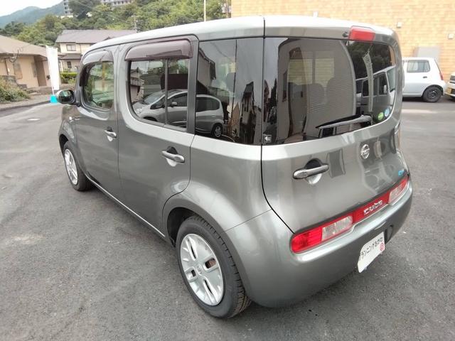 キューブ １５Ｘ　禁煙車　アイドリングストップ　インテリジェントキー　プッシュスターター　ベンチシート　電動格納ドアミラー　ＡＢＳ　運転席・助手席エアバック（22枚目）