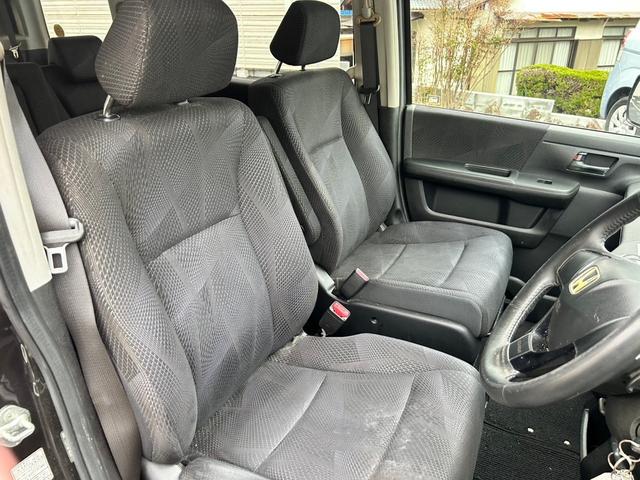 ステップワゴンスパーダ Ｓ　ナビ地デジＴＶ　バックカメラ　Ｂｌｕｅｔｏｏｔｈ　キーレスエントリー　両側電動スライドドア　オートエアコン　電動格納ドアミラー　ＨＩＤヘッドライト　アルミホイール（15枚目）