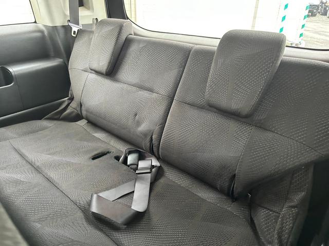 ステップワゴンスパーダ Ｓ　ナビ地デジＴＶ　バックカメラ　Ｂｌｕｅｔｏｏｔｈ　キーレスエントリー　両側電動スライドドア　オートエアコン　電動格納ドアミラー　ＨＩＤヘッドライト　アルミホイール（20枚目）