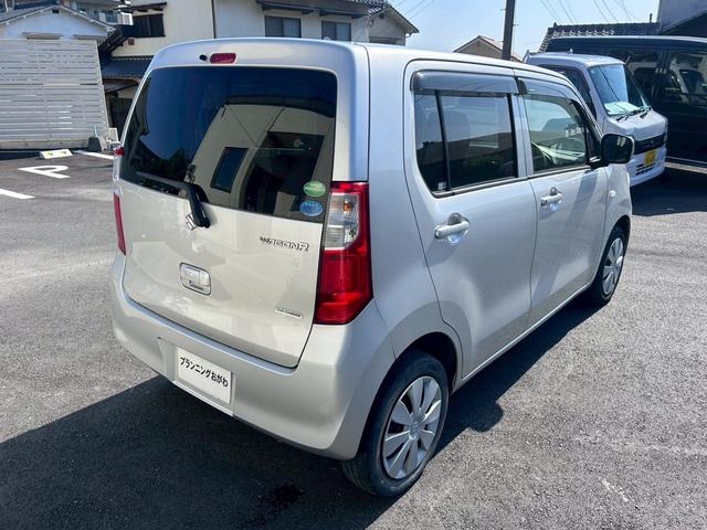 ワゴンＲ 　禁煙車　アイドリングストップ　ＥＴＣ　キーレスエントリー　ＣＤデッキ　シートヒーター　ベンチシート　電動格納ドアミラー　オートエアコン（22枚目）