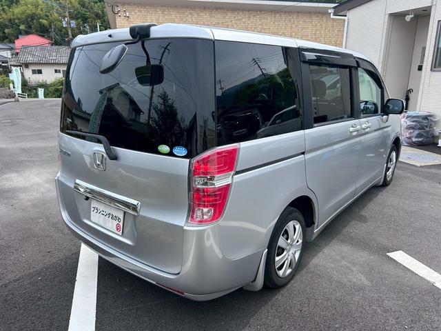 ステップワゴン Ｇ　禁煙車　ナビ地デジ　バックカメラ　ＥＴＣ　キーレスエントリー　電動格納ドアミラー　オートエアコン　両側スライドドア　８人乗り（23枚目）