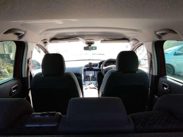３００８ プレミアム　後期型　禁煙車　バックカメラ　クルーズコントロール　キーレスエントリー　横滑り防止装置　サイドエアバック付　走行５６０００ｋｍ（18枚目）