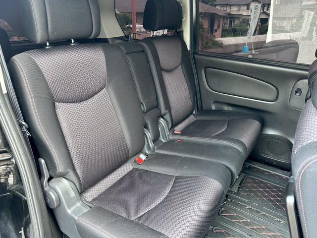 セレナ ハイウェイスター　Ｖセレクション　車高調　社外アルミ　純正エアロ　ナビ地デジＴＶ　バックカメラ　後席モニター　両側電動スライドドア　ＥＴＣ　クルーズコントロール　インテリジェントキー（18枚目）