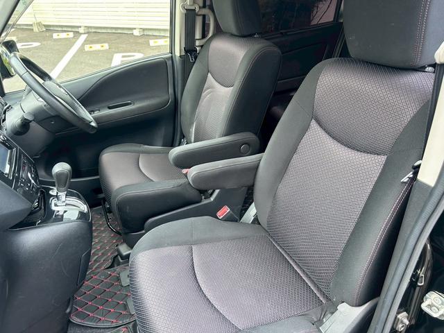 セレナ ハイウェイスター　Ｖセレクション　車高調　社外アルミ　純正エアロ　ナビ地デジＴＶ　バックカメラ　後席モニター　両側電動スライドドア　ＥＴＣ　クルーズコントロール　インテリジェントキー（24枚目）
