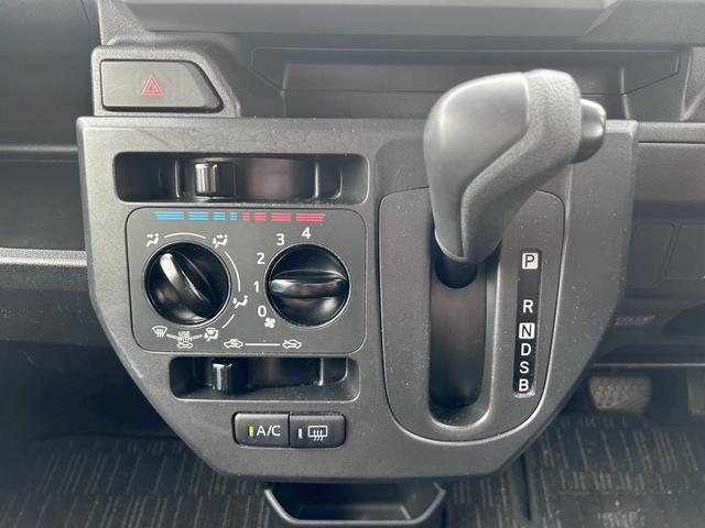 ウェイク Ｄ　禁煙車　タイミングチェーン　バックカメラ　ＥＴＣ　キーレスエントリー　両側スライドドア　社外アルミホイール　アイドリングストップ　横滑り防止装置　車検令和７年１２月（8枚目）