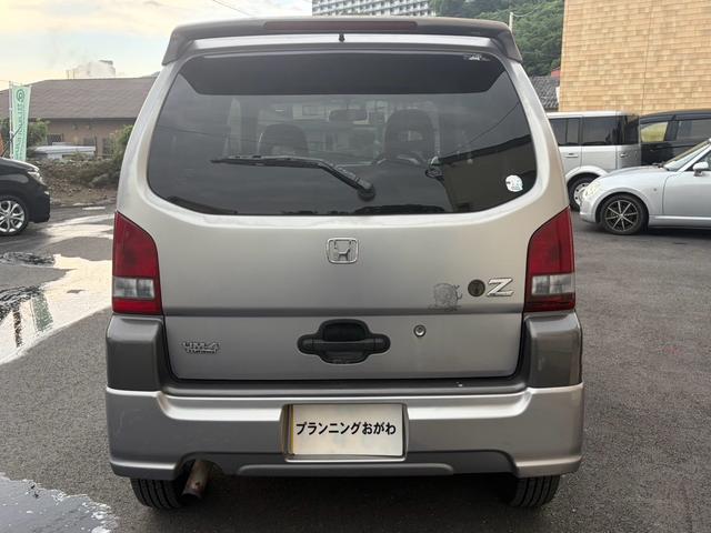 Ｚ ターボ　４ＷＤ　走行１０１３５９ｋｍ　キーレスエントリー　ナビ　新品バッテリー　アルミホイール　運転席助手席エアバック（15枚目）