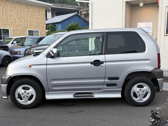 Ｚ ターボ　４ＷＤ　走行１０１３５９ｋｍ　キーレスエントリー　ナビ　新品バッテリー　アルミホイール　運転席助手席エアバック（16枚目）