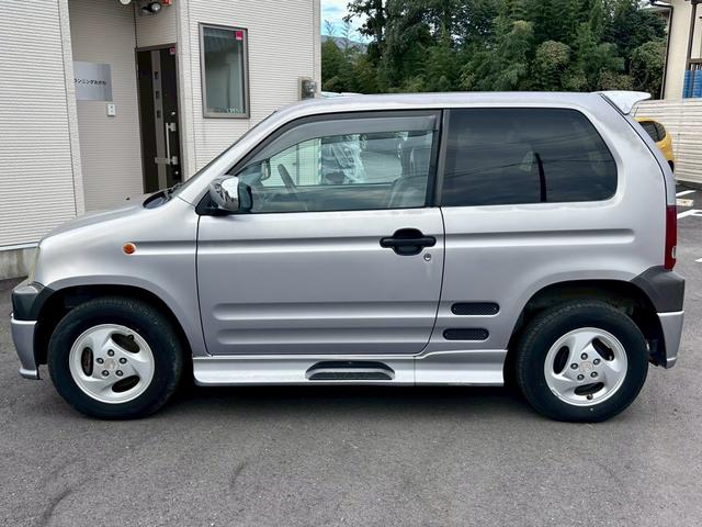 Ｚ ターボ　４ＷＤ　走行１０１３５９ｋｍ　キーレスエントリー　ナビ　新品バッテリー　アルミホイール　運転席助手席エアバック（26枚目）